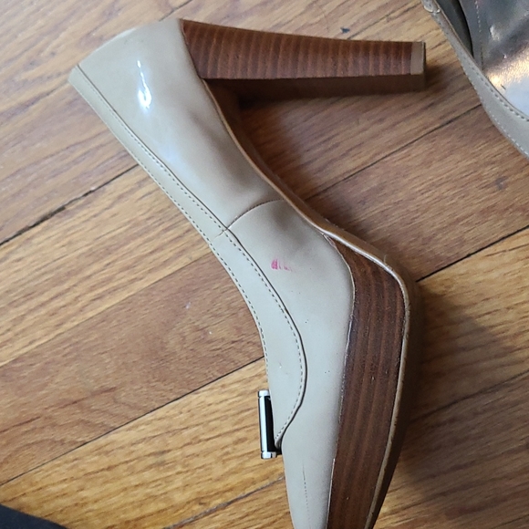 Calvin Klein Beige Heels with Chrome Accent - Picture 3 of 5